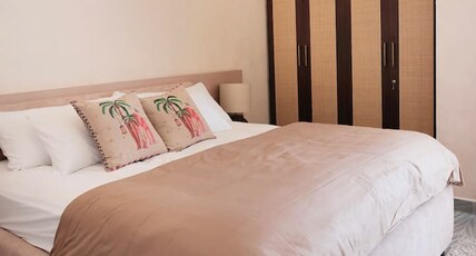 Meadows Inn Room Type - Luxury Room