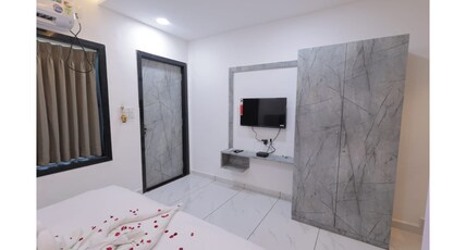 Hari Homestay Room Type - Super Deluxe Room