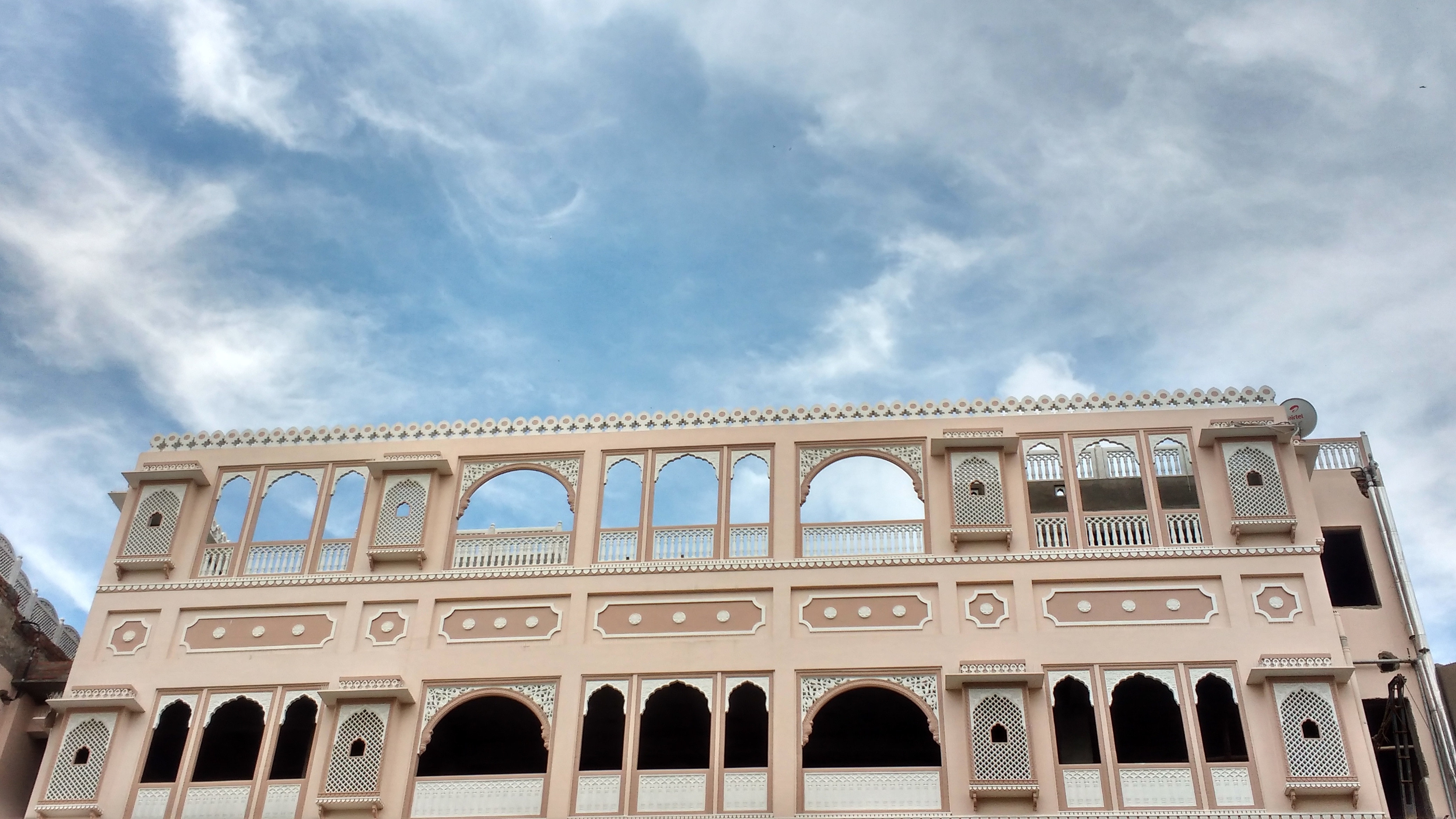 Hotel Arya Niwas - Tap to explore photos