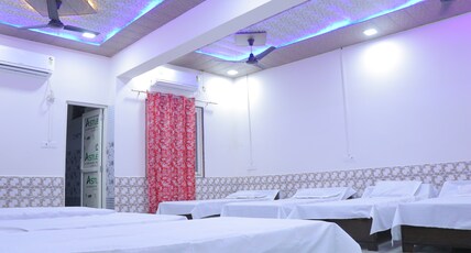 Yamuna Darshan Room Type - Bedroom 8