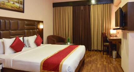 Akshaya Aura Room Type - Premium Room