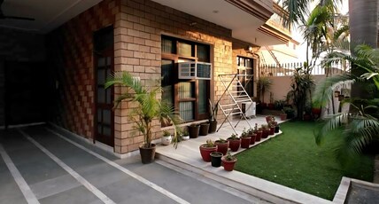 Kanwar Homestay Posh Wi Fi Parking Kitchen Gardens Room Type - Kanwar Homestay Posh Wi Fi Parking Kitchen Gardens