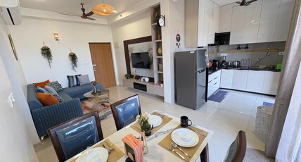 Skyline Haven 2BHK 28th Floor Pool Room Type - Skyline Haven 2BHK 28th Floor Pool