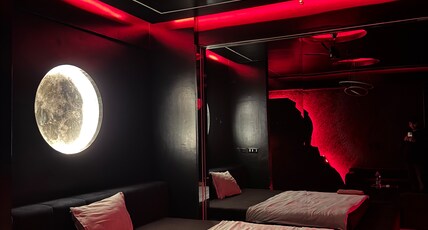 The Grand Estate Room Type - The Dark Moon Sanctum