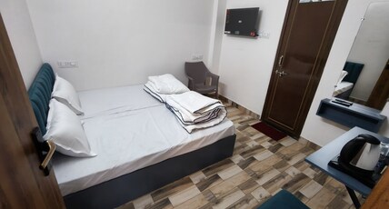 Navya Home Stay For Families Couples Pilgrims Room Type - Standard Room- 104 Navya Home Stay For Families Couples Pilgrims Room Type - Standard Room- 104