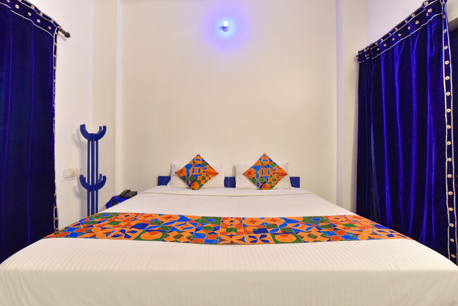 FabHotel Prime Harpalsar Heritage Haveli - Near Hawa Mahal - Tap to explore photos