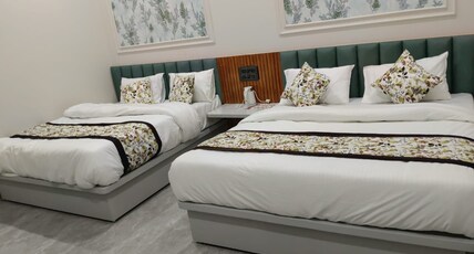 The Golden Taj, Vrindavan Room Type - Family Suite Triple Bed