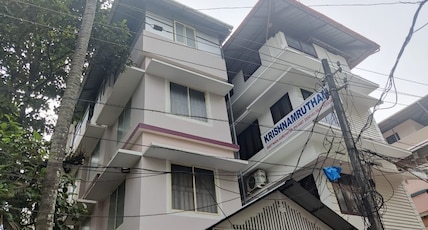 Sivaranjini Tourist Home Room Type - Four Bed AC Family Room