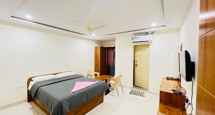 Royal Care With Greenery Comforts Room Type - Standard Double Room ( Non AC Room , 02 ADULT )
