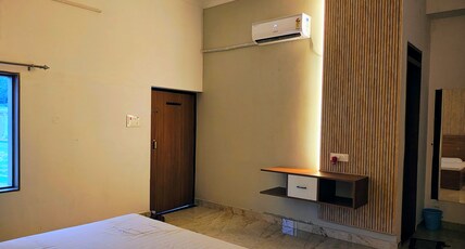 The Vindhya Garden Room Type - Cozy Suit Room Ac