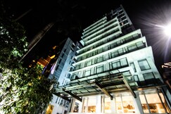 Amari Dhaka