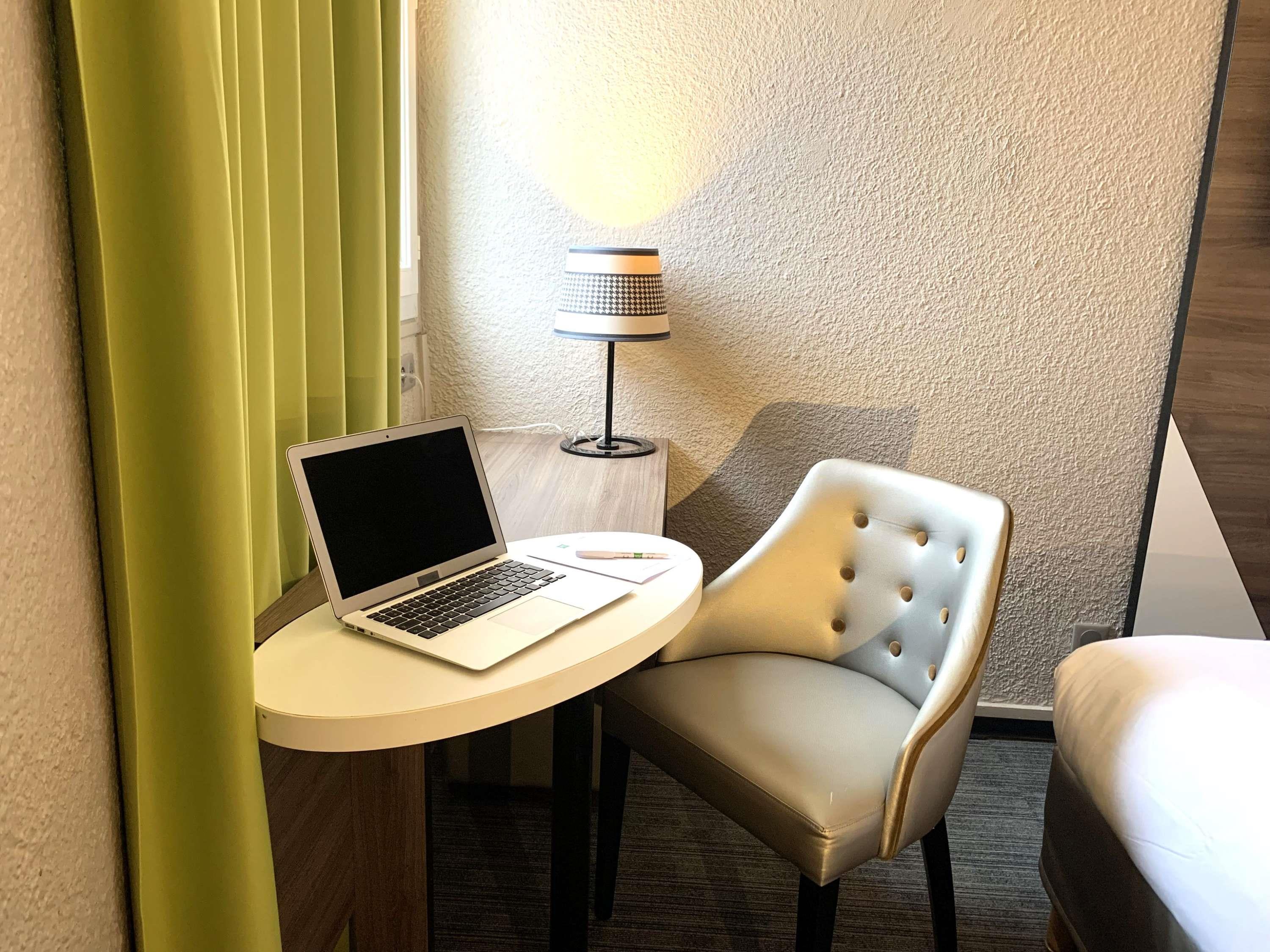 ibis Styles Rouen Nord Barentin - Tap to explore photos