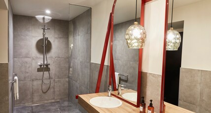 Hotel Indigo Antwerp City Centre Room Type - 1 Double Suite Courtyard View