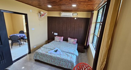 Hill View Homestay Murdeshwar Room Type - Bedroom 1