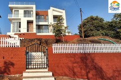 Digant: (2/4) A room in Bungalow with AC and Seaview