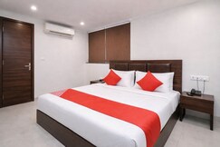 Rooms of Hotel O Kempegowda Park Bangalore Formerly Srs Lodge