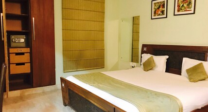 Skylink Suites Homestay | Rooms & Caretaker Room Type - Suite Room