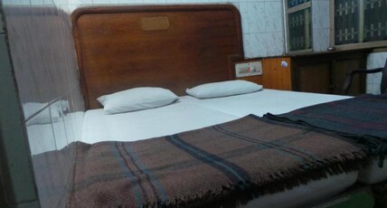 DRR Lodge Room Type - NON AC TRIPLE BEDROOM