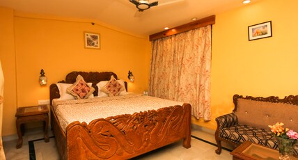 Nandini Villa Room Type - Deluxe Room