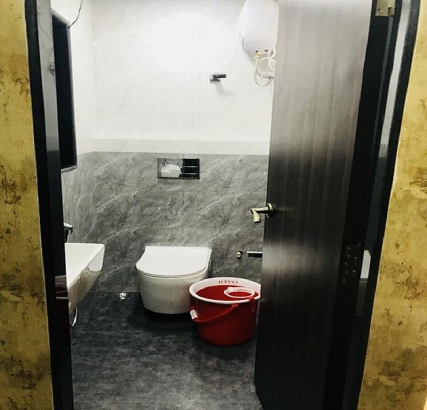 Shabana - Tap to explore photos