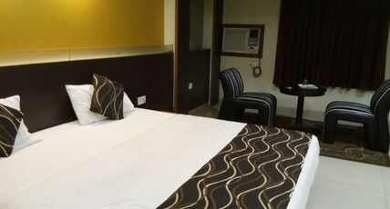 Poonam Hotel Room Type - SUPER DELUXE AC