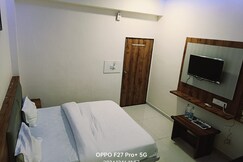 Hotel Aarya