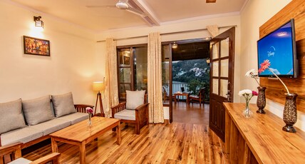 Daajus Lakeview Room Type - Lakeview Suite (FF) Daajus Lakeview Room Type - Lakeview Suite (FF)