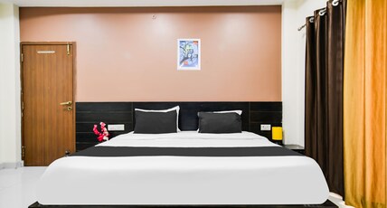 Super Collection O Indore Near Omax City 1 Room Type - Classic Super Collection O Indore Near Omax City 1 Room Type - Classic