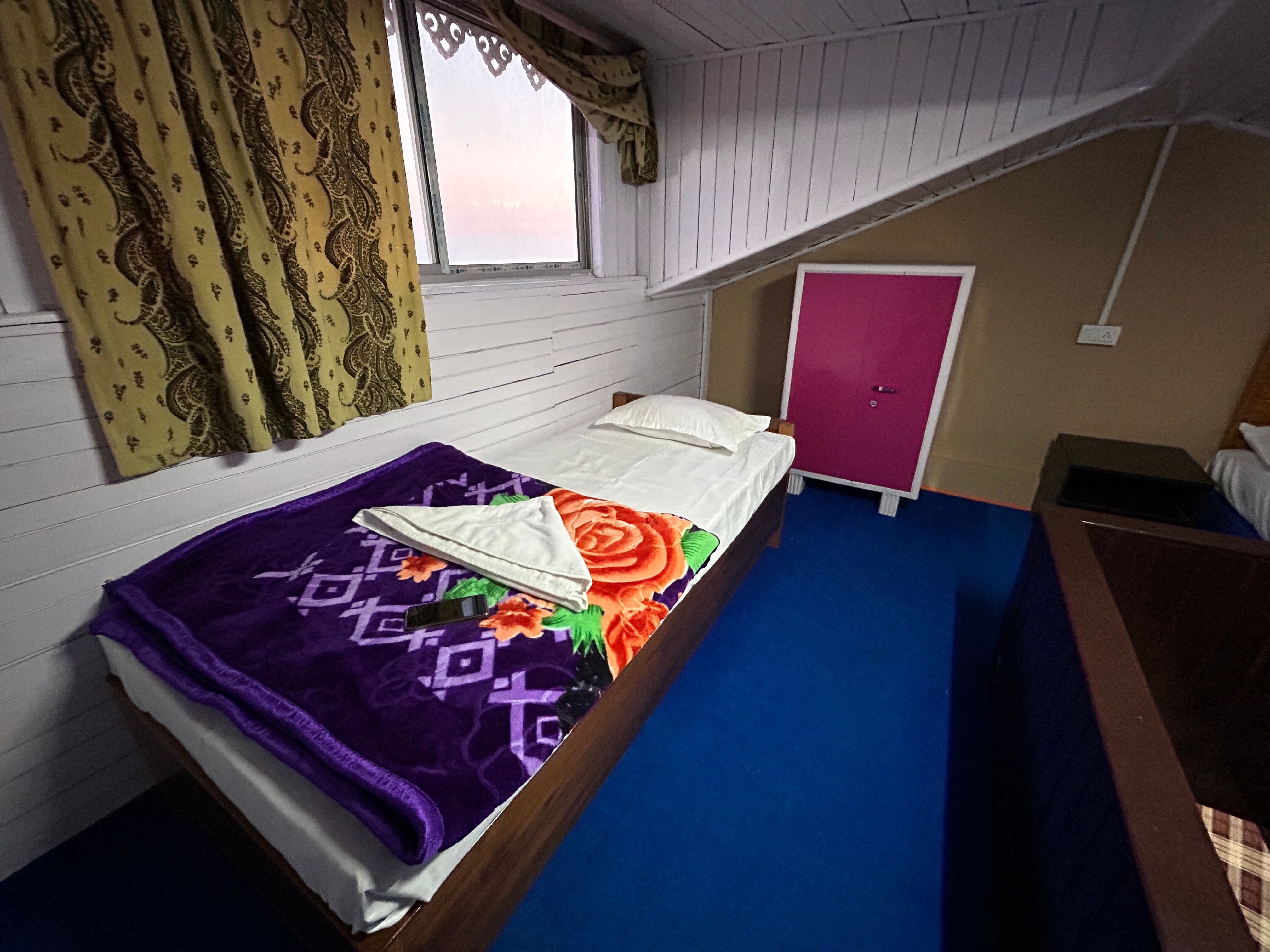 Tashi Delek - Tap to explore photos