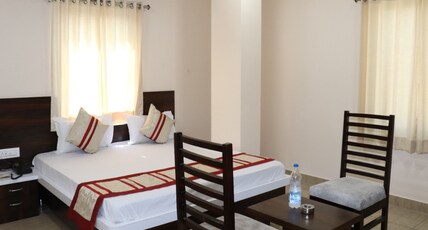 Dhanlaxmi Raj Hotel & Restaurent Room Type - Standard Double Room
