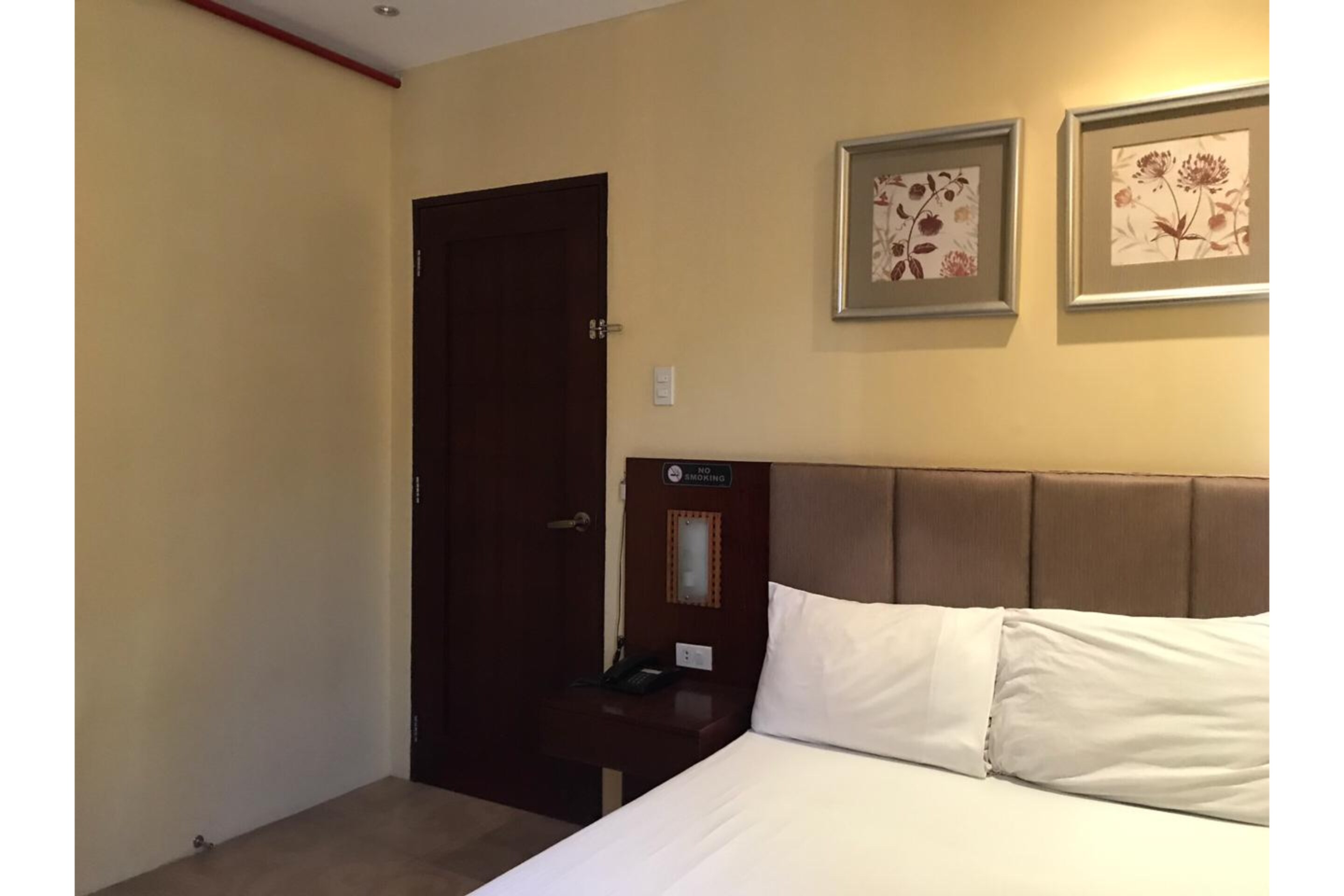 Casa Edna Microtel And Function Hall - Tap to explore photos