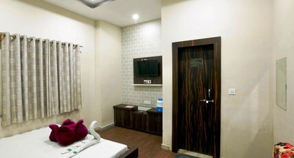 Hotel Kaaynat Mahal Room Type - Non Ac Double Bed Room