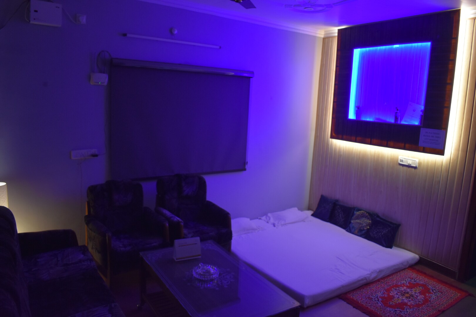 Kiran Homestay - Tap to explore photos