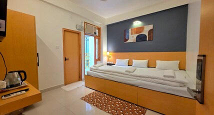 The White Canyon Hotel Room Type - Deluxe Triple Room