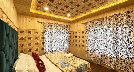 The Royal Choice Room Type - Triple Sharing Room