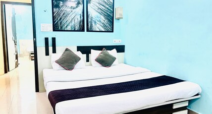 Hotel Pimprii Stays Room Type - Deluxe Ac