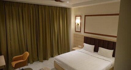 Elysium Arc Hotel & Resort Room Type - Deluxe Room With Private Balcony