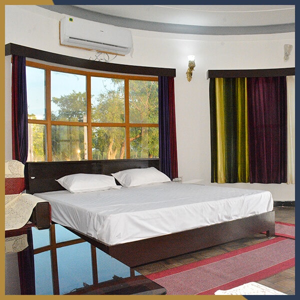 Hotel Goram Garh Resort - Tap to explore photos