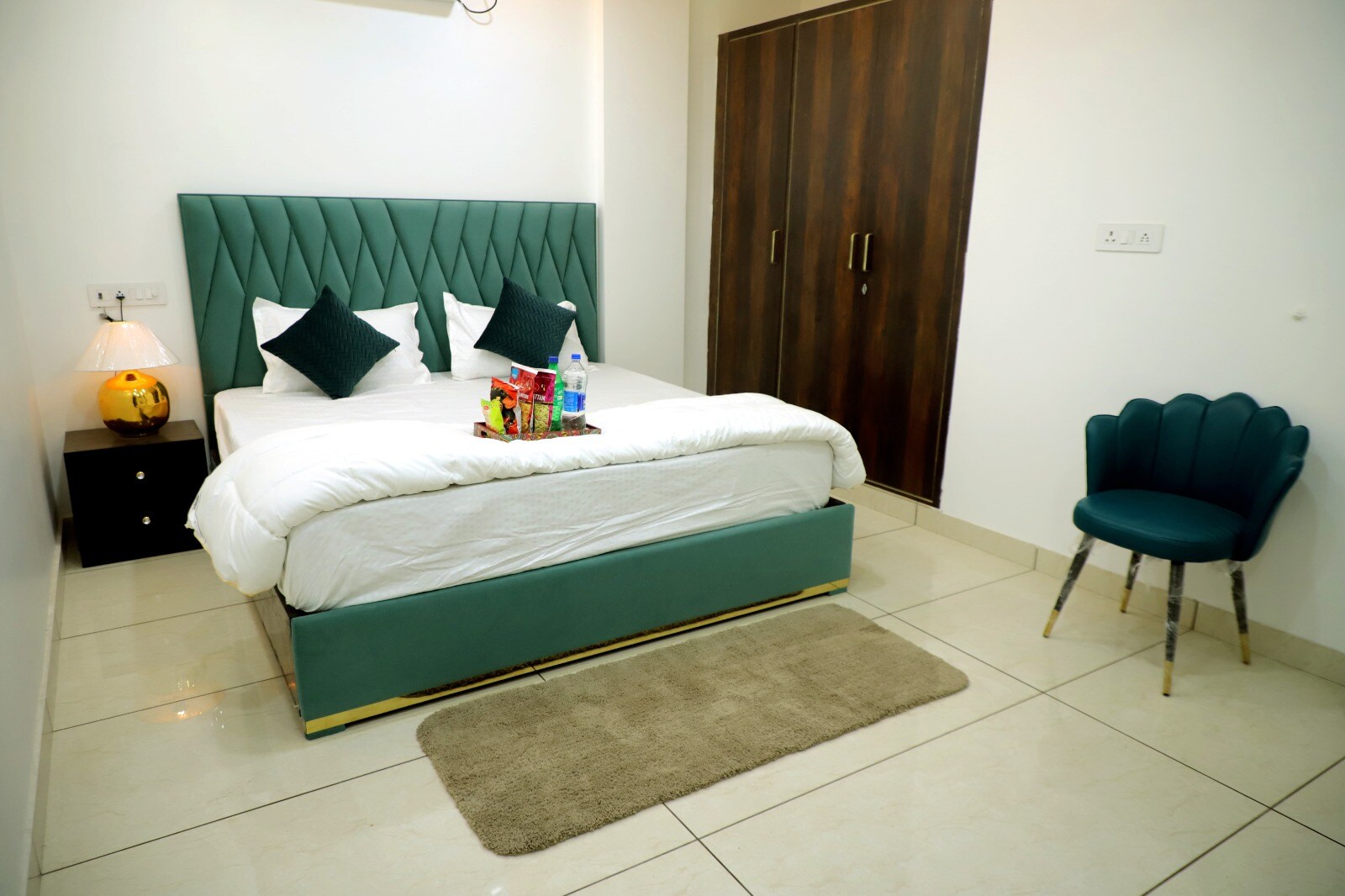 Lyf Corporate Suite Bahadurgarh - Tap to explore photos