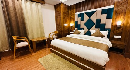 HOTEL VISHRANTI Room Type - Neelkanth View Premium Room