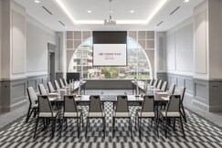 Crowne Plaza TERRIGAL
