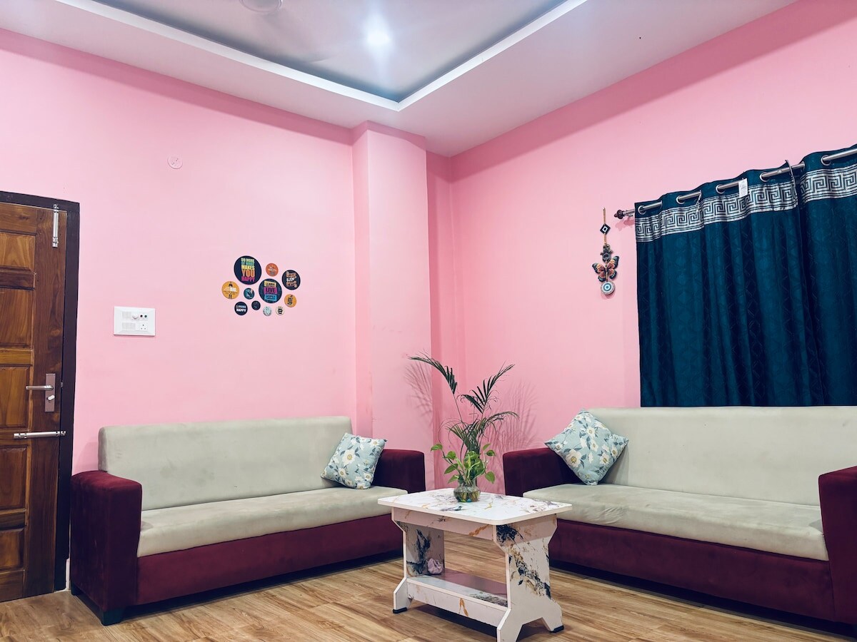 Junaki Kareng Homestay - Tap to explore photos