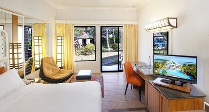 Holiday Villa Beach Resort & Spa Langkawi Room Type - Pool Terrace King Room