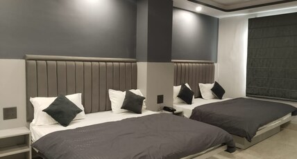 the trimurti heritage Room Type - family suites with hill view