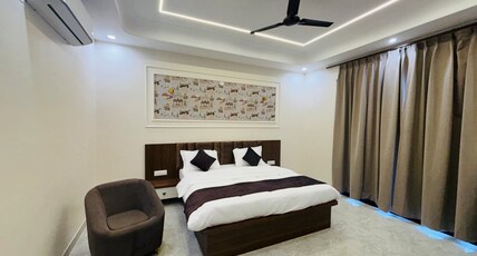 The Pink City Nest Room Type - Superior Room with Balcony