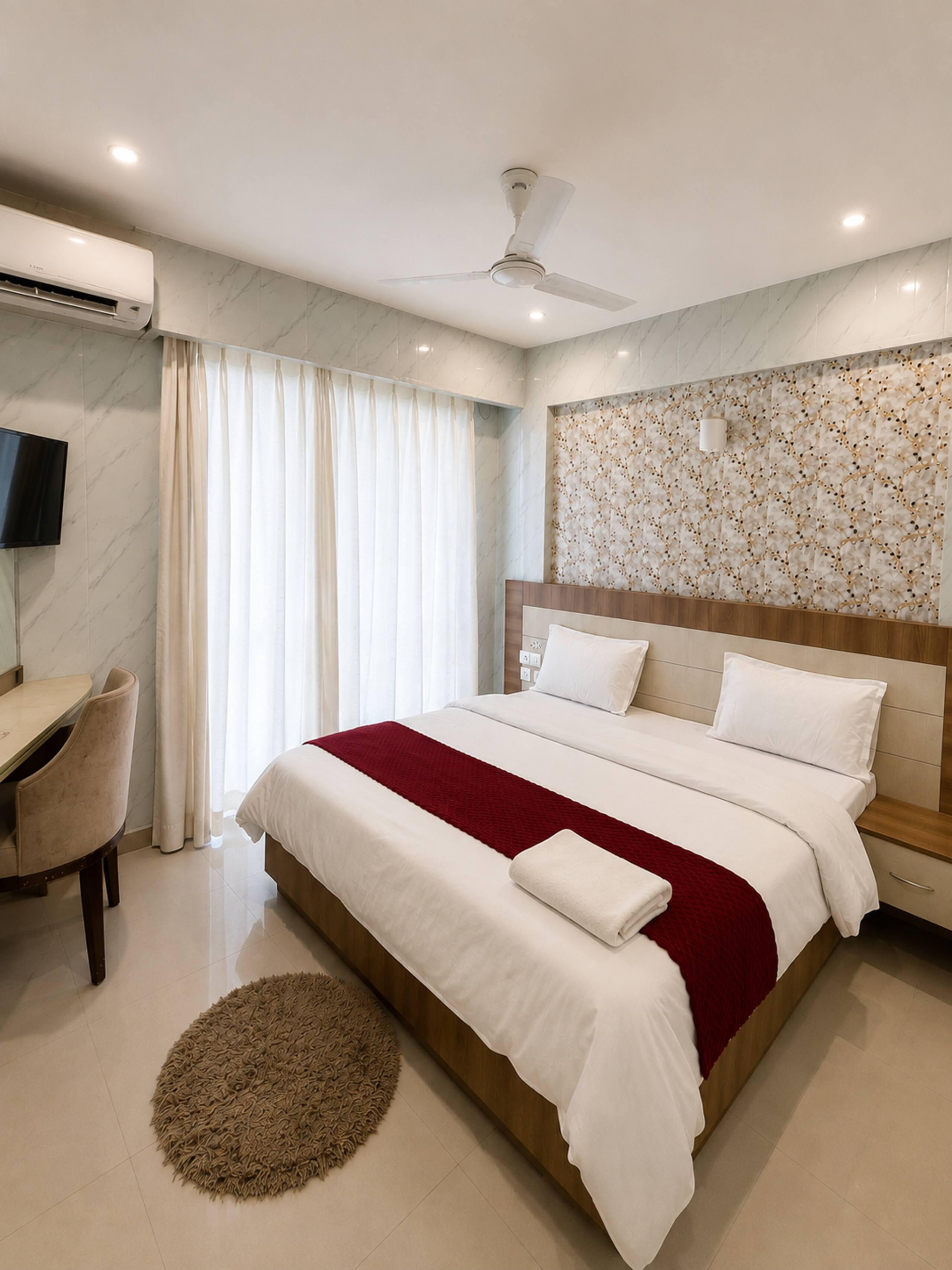 Luxury Studio Nearest to Prem Mandir Vrindavan - Tap to explore photos
