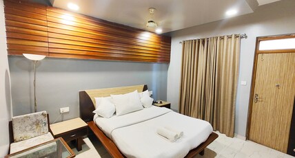 Hotel Maharaja International Room Type - Superior room with bathtub