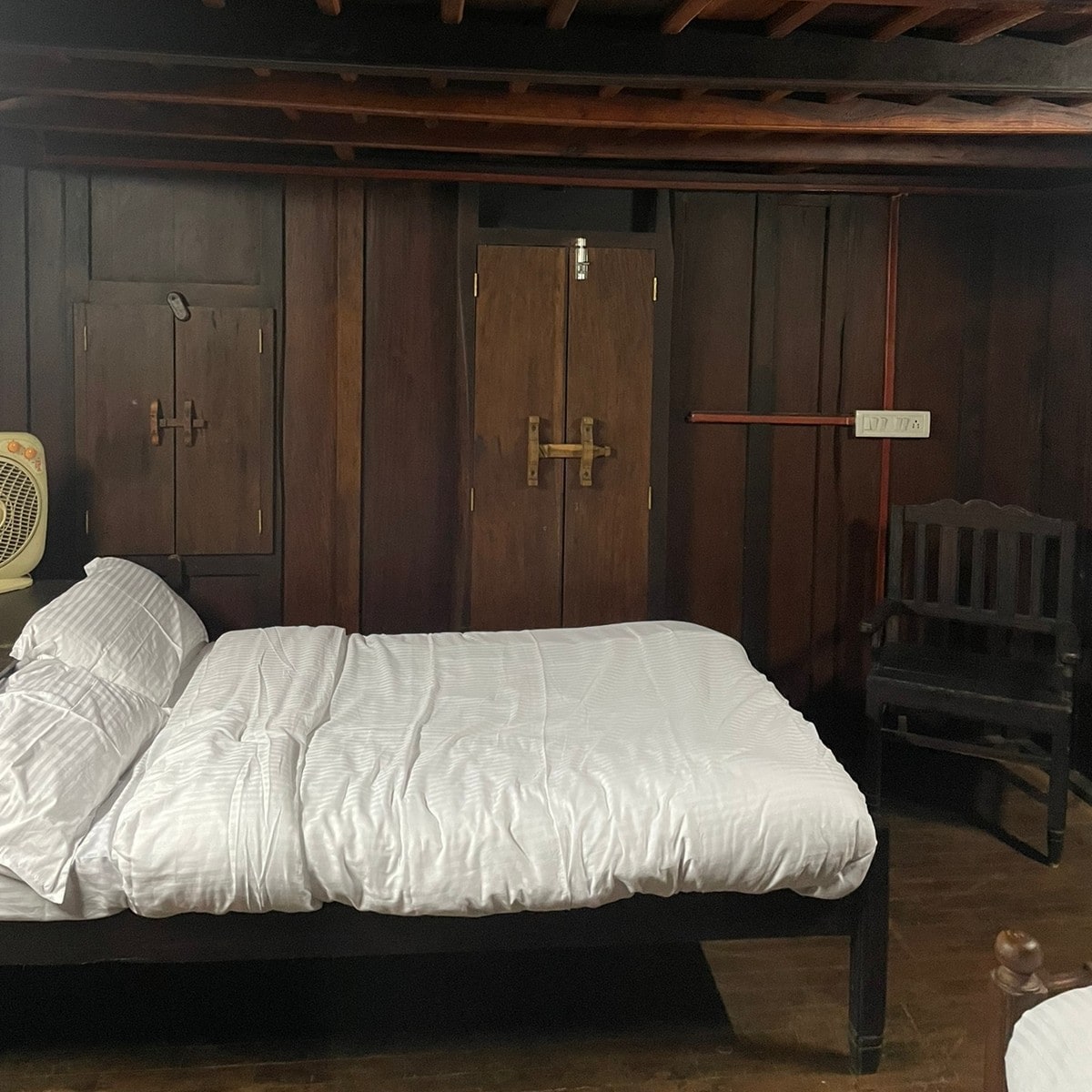 Illam Wooden Heritage Bungalow - Tap to explore photos