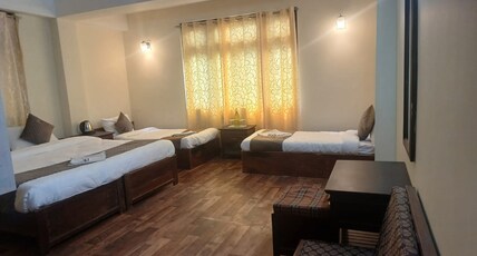 HOTEL HUNGREE RETREAT Room Type - Four Bed Deluxe Room