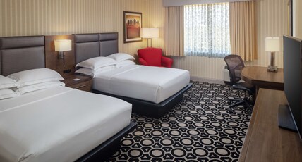 HILTON CHICAGO NORTHBROOK Room Type - 2 DOUBLE BEDS